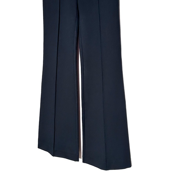 SPANX The Perfect Pant High Hi-Rise Flare Classic
Size Small - Picture 4 of 8